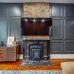 Luxury 8 Bed/4 Ba Nulu Home Private Yard/Parking